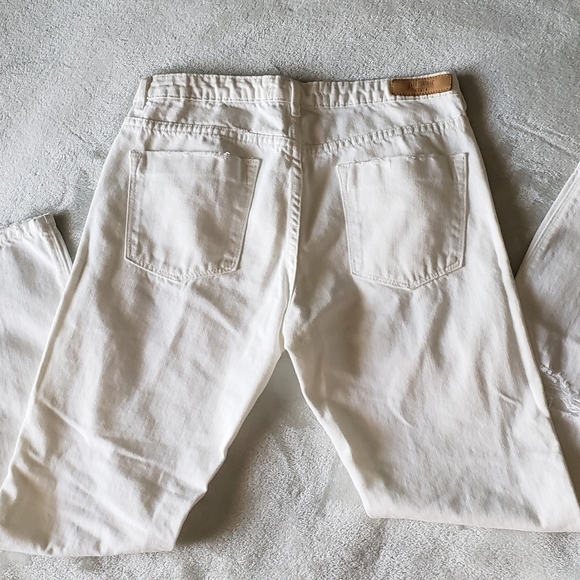Distressed Zara Jeans - Picture 3 of 5
